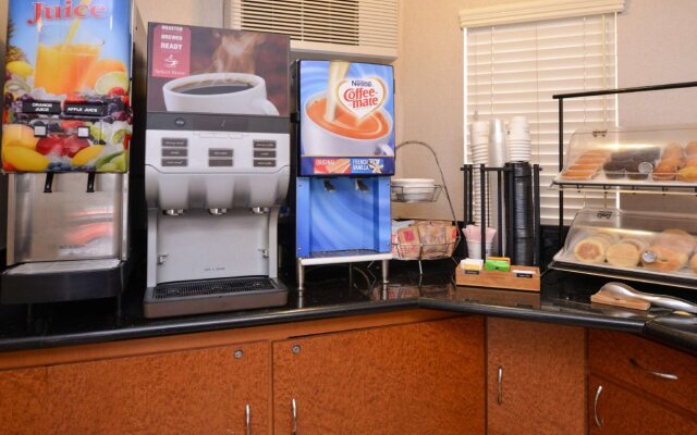 Best Western Courtesy Inn Hotel - Anaheim Resort at the Park