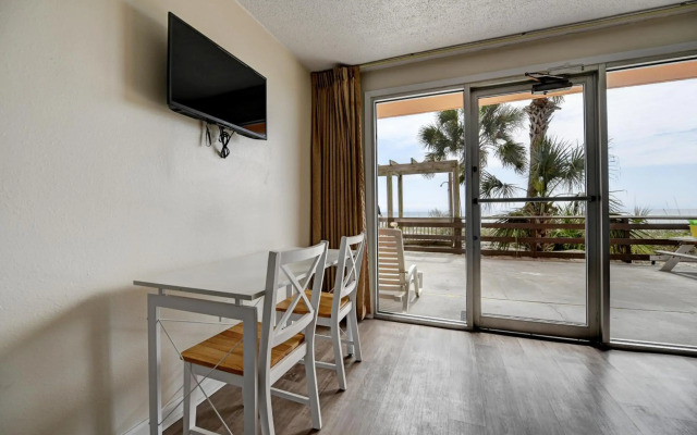 Seahaven Beach Hotel