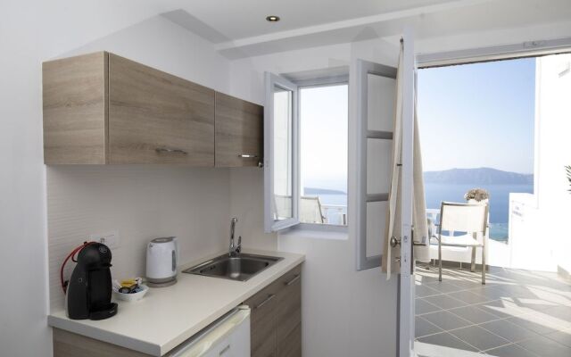 Santorini View Studios-Adults Only