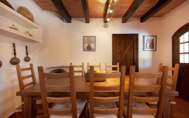 Villa - 4 Bedrooms with Pool and WiFi - 103163