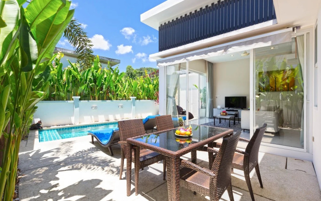Tropical Holiday 2BR Pool Villa Greens 9