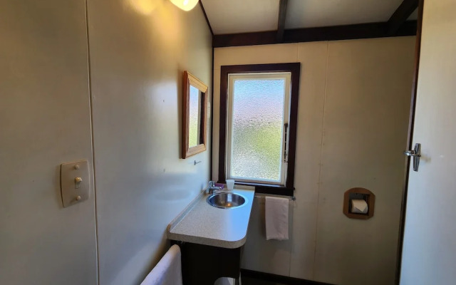 Manapouri Holiday Park