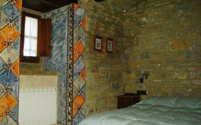Casa Mur de Alujan