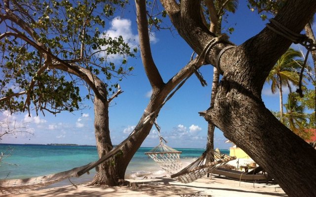 Stingray Beach Inn