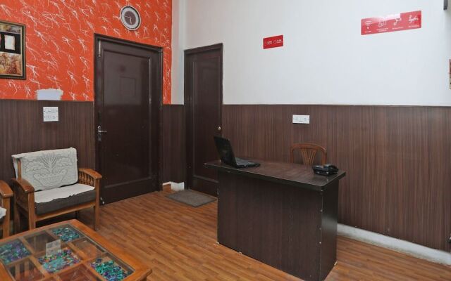 Oyo 14908 Chirag Residency