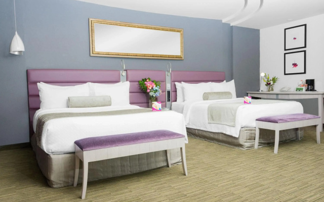 Crowne Plaza Toluca Lancaster by IHG