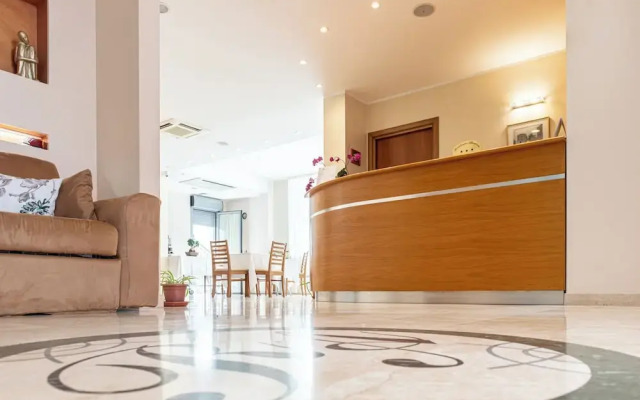 Altamira Residence