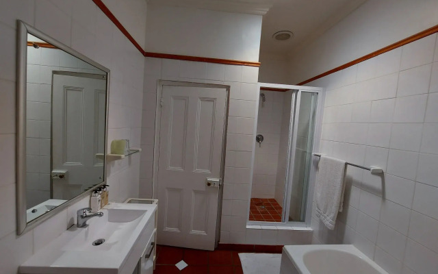 Newlands Guest House