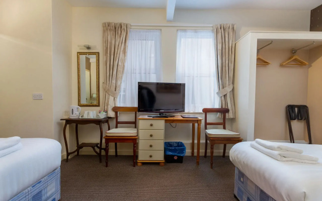 The Maples Hotel