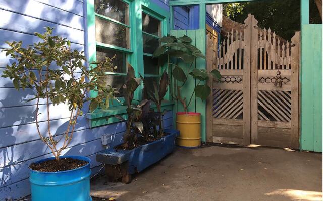 Hollywood Hills Exotic Bohemian Apartment