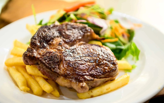 Top of the Town Hotel Motel