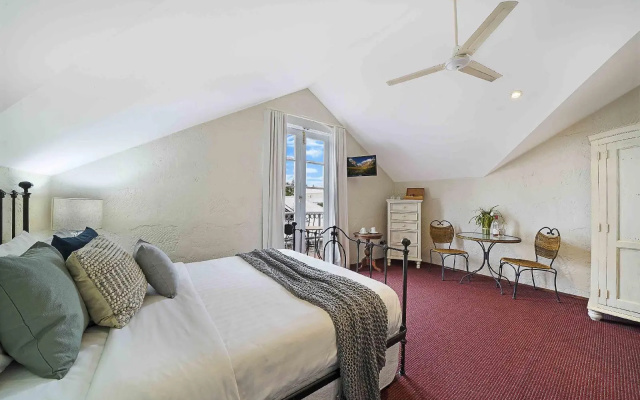 Port Mill Bed And Breakfast – Guest Rooms – Perth