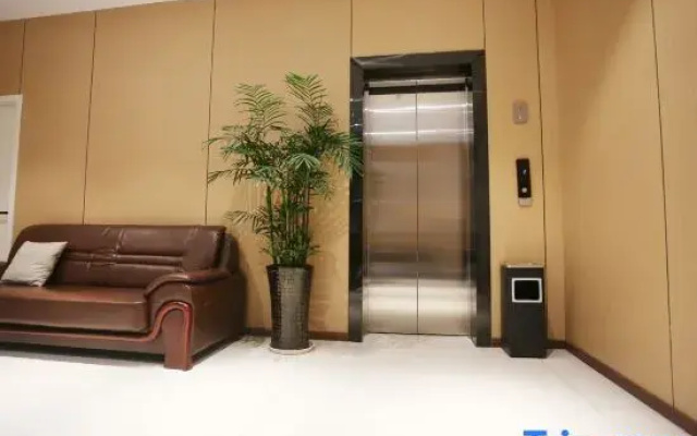 Kaiman Hotel (Jiujiang Lushan High-Speed Railway Station)