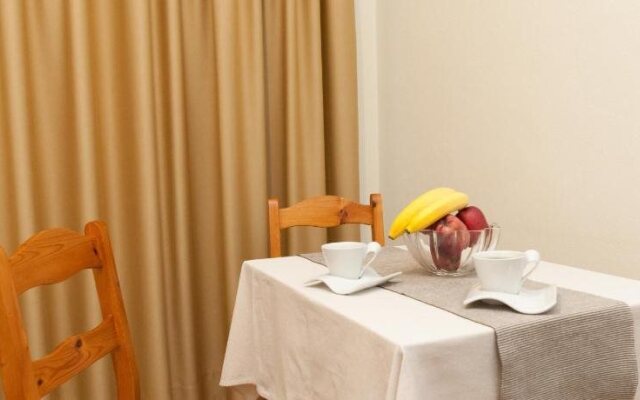 Varouxakis Hotel