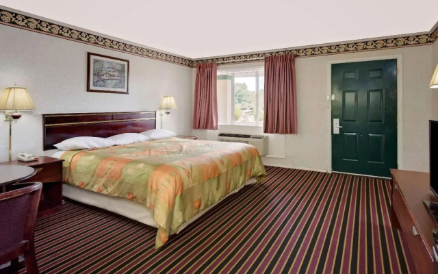 Knights Inn Madison Heights, VA