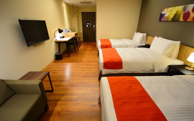 HOYA Resort Hotel Kaohsiung