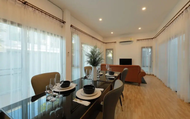 Thonglor Villa Hotel Chiang Mai