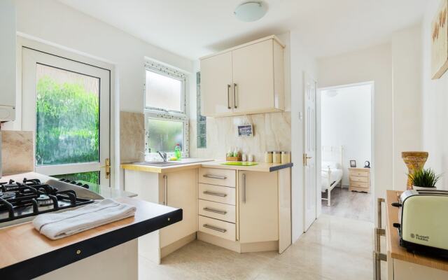 Liverpool Apartment Near City Centre