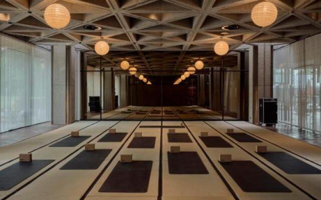 Mix Brussels (Gym & Wellness for Adults Only)