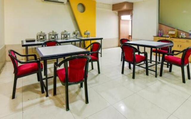 OYO 9095 Hotel Kanishka