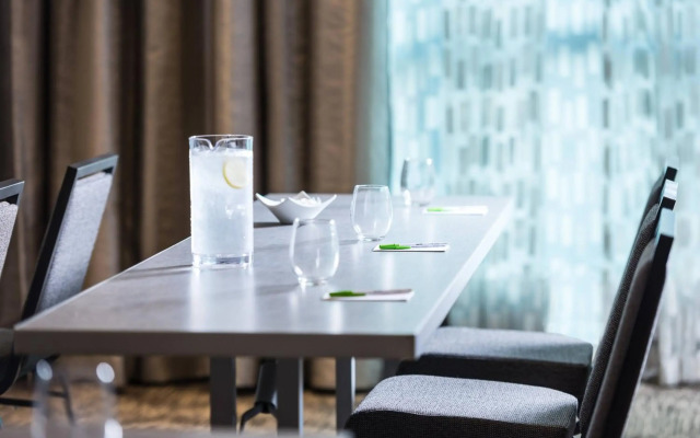 Courtyard by Marriott Edgewater NYC Area