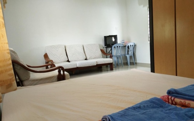 Harum Manis Country House – Guest Rooms – Kangar