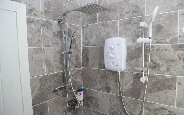 Homely 1-bed Apartment in Birmingham