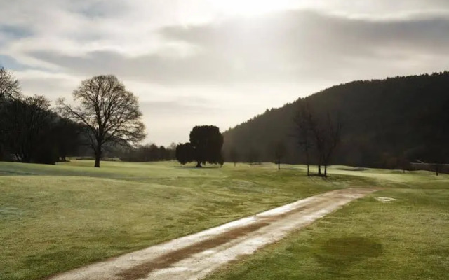 Woodenbridge Lodge