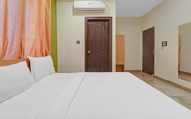 OYO Flagship 80648 HOTEL DDS LAWN