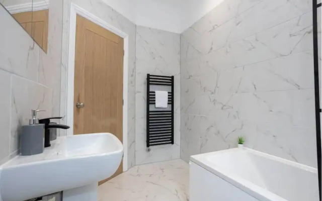 Flat 1 15 Longley Road