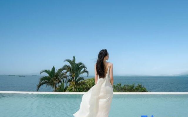 Secret Field · Shenzhen Kamakura Maze Reef Sea View Hotel