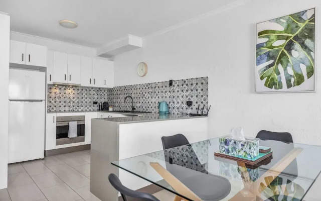 The Palms Apartments