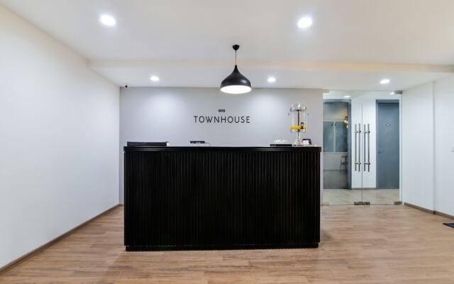 OYO Townhouse 079 Sector 46
