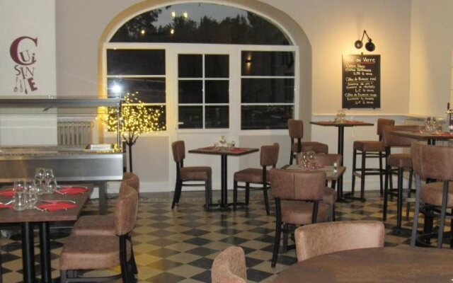 Hostellerie Le Mirabeau