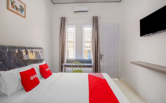 Wisma Bambu Syariah by  OYO Rooms