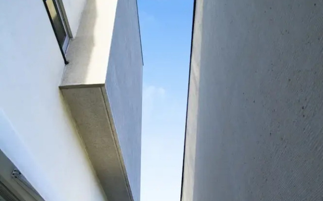 FFF Hotel