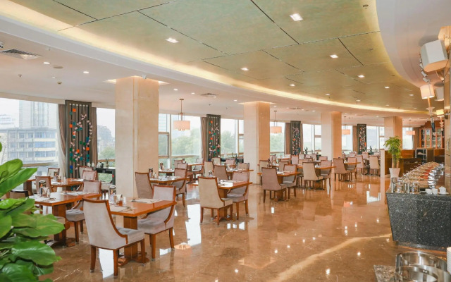 Nade Hotel