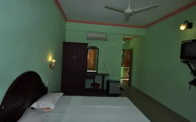 Sreelakshmi Holiday Inn