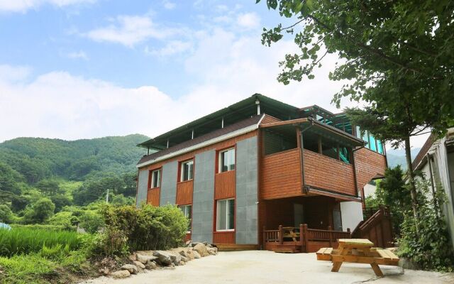 Deogyusan Forest Pension