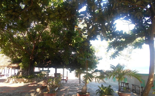 Suoi Nuoc Resort