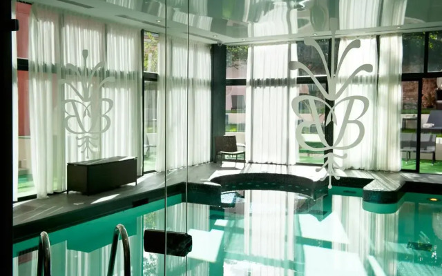 Hotel & Spa Le Grand Monarque, Best Western Premier Collection