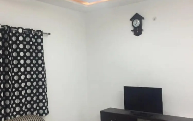 Prestige service apartment
