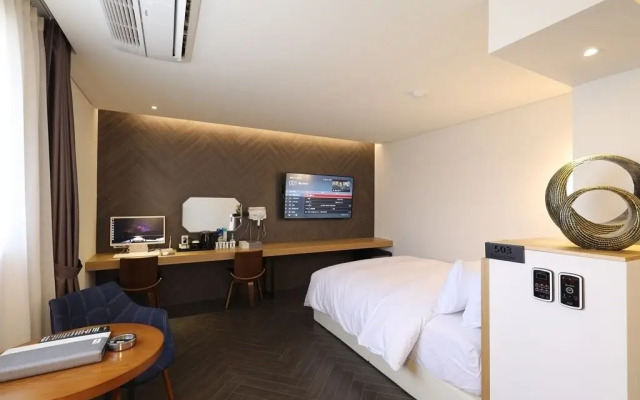 Suwon Saint Hotel