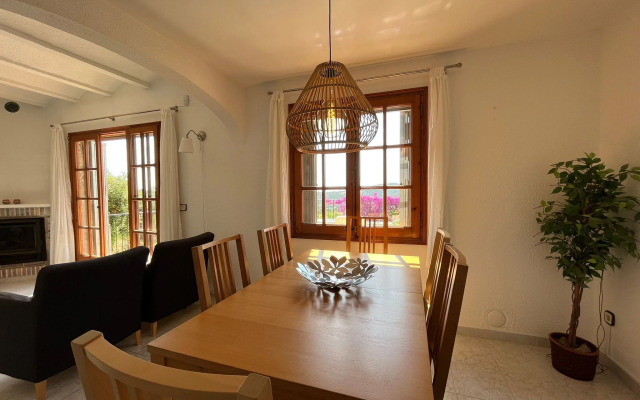 Beautiful holiday home in Calonge with private pool