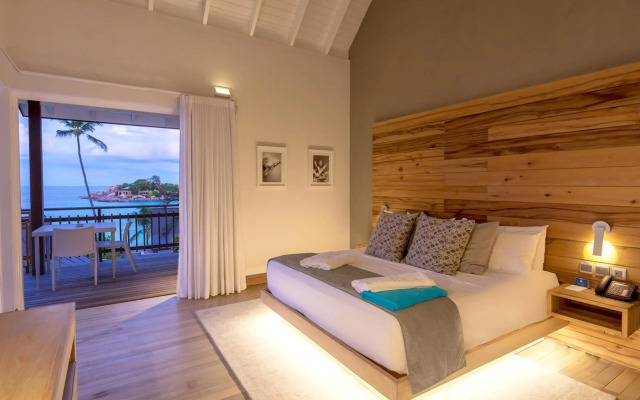 Carana Beach Hotel