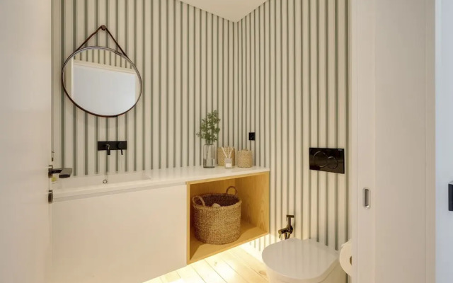 Cascais Contemporary Villa by Cadenzalux