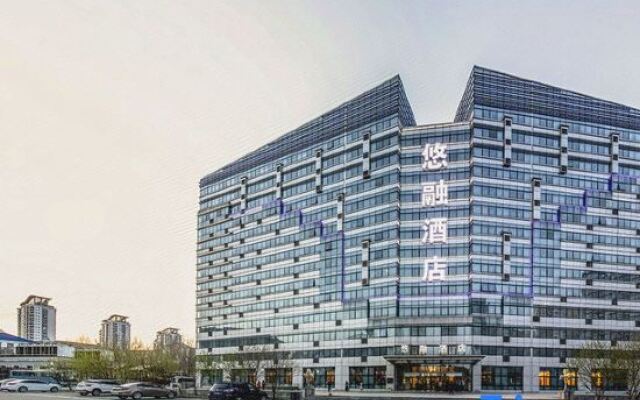 Yourong Hotel (Harbin Convention and Exhibition Center Longta Branch)