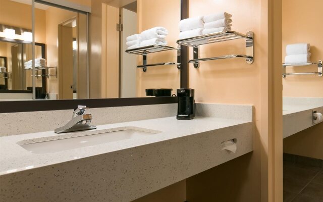 Best Western Of Olds