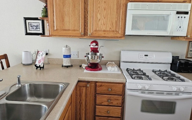 Cascade Three Bedroom Two Bath C07