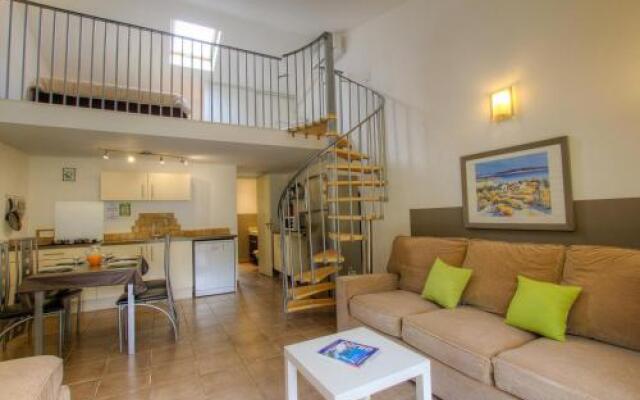 Chez Muriel Et Pierre